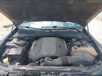 Chrysler 300C II 2015 Chrysler 300C Platinum 2015 5.7l 5.7 Benzyna 363KM, zdjęcie 8