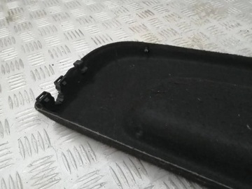OPEL ADAM POLIČKA KUFRU