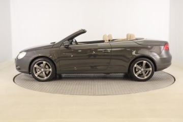 Volkswagen EOS Coupe Cabrio Facelifting 2.0 TDI CR DPF 140KM 2011 VW Eos 2.0 TDI, Skóra, Navi, Klima, Klimatronic, zdjęcie 2