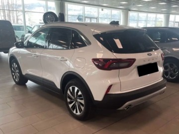Ford Kuga III SUV Facelifting 2.5 FHEV 180KM 2026 Od ręki - Titanium 2.5 FHEV 180KM / Pakiet Winter, Driver Assistance, zdjęcie 3