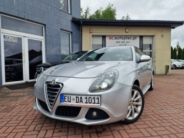 Alfa Romeo Giulietta Nuova II Hatchback 5d 1.4 TB 16v Mair 170KM 2012 Alfa Romeo Giulietta Skóry Ledy Navi, zdjęcie 1