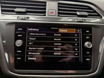 Volkswagen Tiguan II SUV Facelifting 2.0 TDI 150KM 2022 Volkswagen Tiguan 2.0 TDI 150KM 4x4 DSG MATRIX Kamera360 Hak Niski Przebie, zdjęcie 32