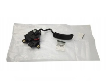 POTENCJOMETR GAZU CLIO III 1.5 DCI OE 8200297335