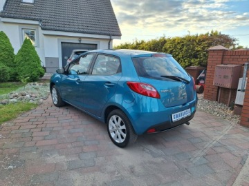 Mazda 2 II Hatchback 3d Facelifting 1.3 MZR 75KM 2012 Mazda 2 Klimatyzacja Serwisowany Garażowany Stan, zdjęcie 3
