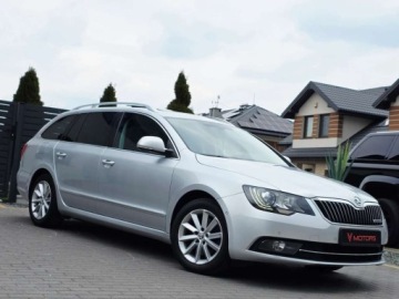 Skoda Superb II Outdoor 1.6 TDI CR DPF 105KM 2015 Skoda Superb ___Platinum___BiXenon LED Navi Kamera Panorama___Gwarancja___, zdjęcie 30