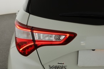 Toyota Yaris III Hatchback 5d Facelifting 2017 1.5 Hybrid 100KM 2018 Toyota Yaris 1.5 Hybrid, Salon Polska, zdjęcie 14