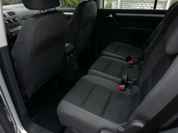 Volkswagen Touran II 1.2 105KM 2011 Volkswagen Touran 1,2 TSI 105 koni Oplacony Po obsludze serwisowej Zapr, zdjęcie 17