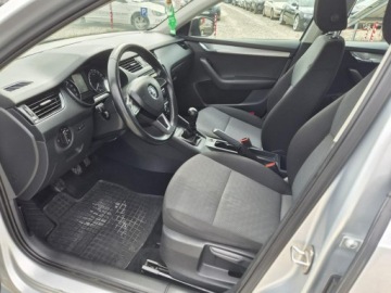 Skoda Octavia III Liftback 1.6 TDI 110KM 2016 Škoda Octavia Skoda Octavia 1,6 Tdi, zdjęcie 4