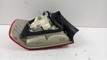 BMW 3 E90 FACELIFT SEDAN SVĚTLO ZADNÍ PRAVÁ