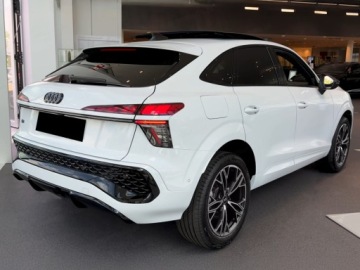 Audi Q3 II SUV 1.5 35 TFSI 150KM 2026 1.5 TFSI S line Sportback (150 KM) Panoramiczny dach przesuwny, zdjęcie 1