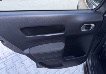 Citroen C4 Cactus Crossover 1.2 PureTech 82KM 2017 Citroen C4 Cactus Citroen C4 Cactus bezwypadek 1.2 Benzyna 82KM, zdjęcie 15