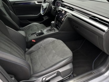 Volkswagen Arteon Shooting Brake R 2.0 TSI 320KM 2023 Volkswagen Arteon 2.0TSI 320KM 4X4 R DSG l Panoram, zdjęcie 6