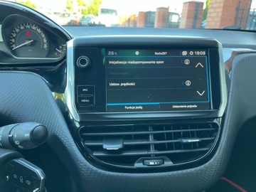 Peugeot 208 I Hatchback 5d Facelifting 1.6 BlueHDi 100KM 2017 Peugeot 208 1.6 diesel 99 KM zarej w PL zadbany mozliwa zamiana, zdjęcie 12