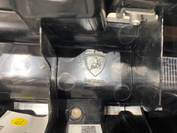 LAMBORGHINI HURACAN SPYDER Кронштейн левый 4T0853997