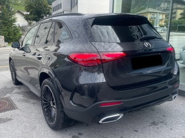 Mercedes GLC C254/X254 Coupe 2.0 220d 197KM 2025 MERCEDES-BENZ GLC 220 d 4-Matic AMG Line 2.0 (197KM) 2025, zdjęcie 3