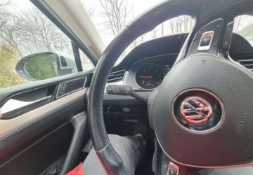 Volkswagen Passat B8 Limousine 2.0 TDI BlueMotion Technology 150KM 2015 Volkswagen Passat Volkswagen Passat 2.0 TDI (BlueMotion Technology) DSG Hi, zdjęcie 15