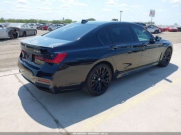 BMW Seria 7 G11-G12 2021 BMW Seria 7 750i xDrive 2021 4.4l 4.4 Benzyna 523KM, zdjęcie 5