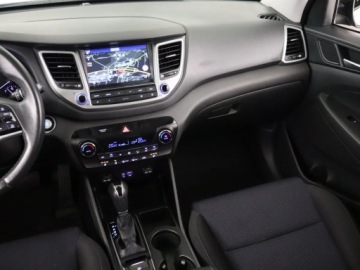 Hyundai Tucson III SUV 1.7 CRDi 141KM 2017 Hyundai Tucson 1.7 CRDi, Salon Polska, Serwis ASO, zdjęcie 7