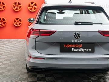 Volkswagen Golf VIII Variant 2.0 TDI 115KM 2022 VOLKSWAGEN Golf 2.0 TDI SCR Life Combi 115KM 2022, zdjęcie 21