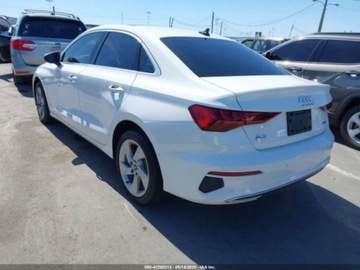 Audi A3 8Y 2024 Audi a3 Premium 40 Tfsi Quattro S Tronic 2024 2.0l 2.0 Benzyna 201KM, zdjęcie 3