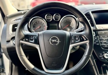 Opel Insignia I Sedan 1.4 Turbo ECOTEC Start/Stop 140KM 2012 Opel Insignia 1.4T 140KM manual nawigacja skory PDC Bi-XENON AFL Fotele AG, zdjęcie 34