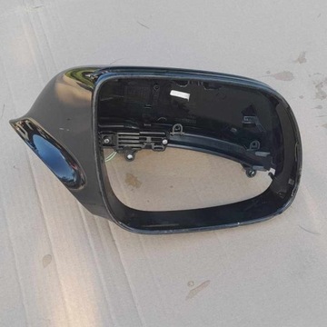OBUDOWA LUSTERKA PRAWA AUDI Q5 8R 2008-2016 8R0857528