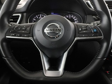 Nissan Qashqai II Crossover Facelifting 1.3 DIG-T  160KM 2019 Nissan Qashqai Tekna automat navi grzane fotele, zdjęcie 20