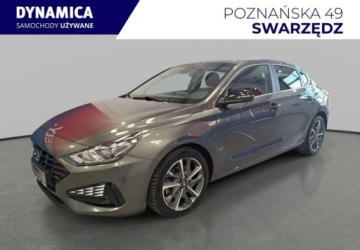 Hyundai i30 III Hatchback Facelifting 1.5 T-GDI 48V 160KM 2022 Hyundai i30 VAT 23 Fastback Smart 1.5T-GDI 160KM 202223 r., Salon PL, I wl., zdjęcie 2