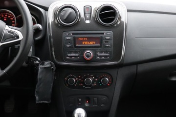 Dacia Logan II MCV Facelifting 1.2 SCe 73KM 2017 Dacia Logan 1.2 16V, Salon Polska, Klima, Tempomat, zdjęcie 11