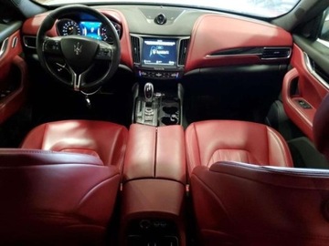 Maserati Levante 2018 Maserati Levante 2018, 3.0L, 4x4, od ubezpieczalni 3.0 Benzyna 345KM, zdjęcie 6