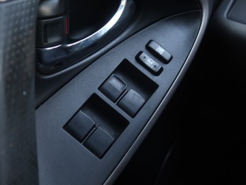 Toyota RAV4 III MPV 2.2 16V D-4D 177KM 2006 Toyota RAV 4 2.2 D-CAT, 174 KM, 4X4, Klima, zdjęcie 17