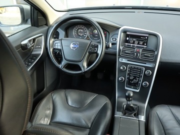 Volvo XC60 I SUV 2.0 D3 136KM 2013 Volvo XC60 D3, Skóra, Navi, Klima, Klimatronic, zdjęcie 6