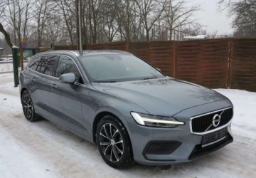 Volvo V60 I Kombi Facelifting 2.0 D3 DRIVE-E 150KM 2018 Volvo V60 Volvo V60 D3 Momentum 2.0 Diesel 150KM, zdjęcie 7