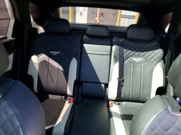 Bentley Bentayga 2022 Bentley Bentayga 2022r., BENTAYGA, 4L, od ubezpieczalni 4.0 Benzyna 558KM, zdjęcie 8