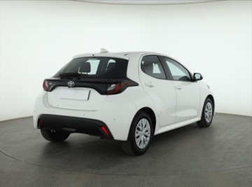 Toyota Yaris IV Hatchback 1.5 Dynamic Force 125KM 2022 Toyota Yaris 1.5 VVT-i, Salon Polska, zdjęcie 4