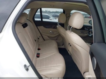 Mercedes GLC C254/X254 2022 Mercedes-Benz GLC 300 2022 2.0l 2.0 Benzyna 255KM, zdjęcie 13
