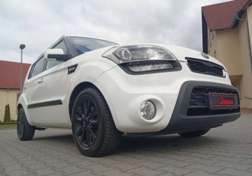 Kia Soul I Crossover Facelifting 1.6 CRDi 128KM 2012 Kia Soul Zarejestrowany - ubezpieczony - automat - 1,6 - 128 KM 1.6 Diesel, zdjęcie 5