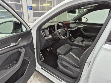 Skoda Kodiaq II SUV Plug-In 1.5 TSI Plug-In Hybrid 204KM 2026 Skoda Kodiaq Sportline 1.5 iV 204KM Auto z placu., zdjęcie 10