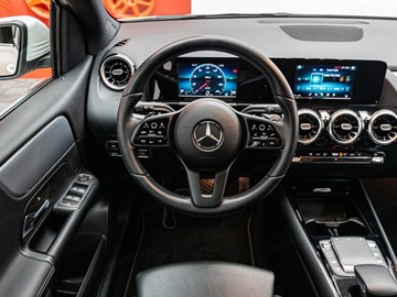 Mercedes Klasa B W247 2020 MERCEDES-BENZ B Klasa 180 d 7G-DCT 1.5 (116KM) 2020, zdjęcie 10