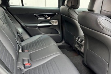 Mercedes GLC C254/X254 Coupe 2.0 220d 197KM 2025 GLC Coupe 220 d 4-Matic AMG Line 2.0 (197KM) 2025, zdjęcie 12