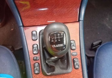 Mercedes Klasa E W210 Sedan 2.9 Turbo-D 129KM 1999 Mercedes-Benz Klasa E Mercedes-Benz Klasa E 290 T TD Classic 2.9 Diesel, zdjęcie 20