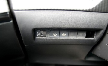 Peugeot 2008 II e-SUV Elektryczny 50kWh 136KM 2023 Peugeot 2008 I REJESTRACJA 2024 SalonPL Allure Gwarancja od RiA 136KM, zdjęcie 28