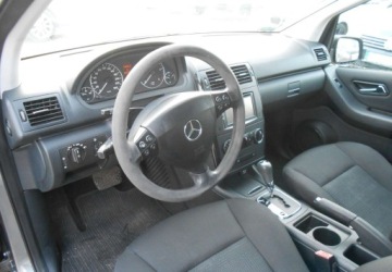 Mercedes Klasa A W169 Limuzyna 2.0 180 CDI 109KM 2012 Mercedes-Benz Klasa A Mercedes-Benz Klasa A W169 2.0 diesel 109 KM 2.0, zdjęcie 11