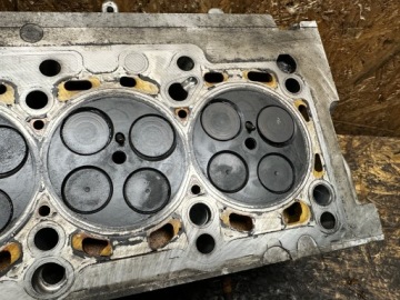 Головка блока управления VW AUDI 2.0 TDI CJC CAG CFF 03L103373J