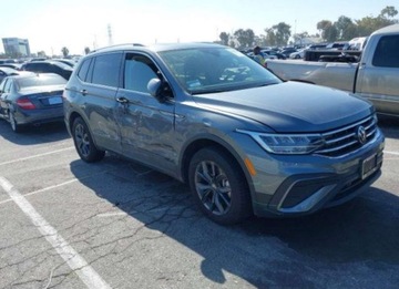 Volkswagen Tiguan II 2023 Volkswagen Tiguan 2023, 2.0L, 4x4, SE, od ubezpieczalni 2.0 Benzyna 184KM, zdjęcie 8