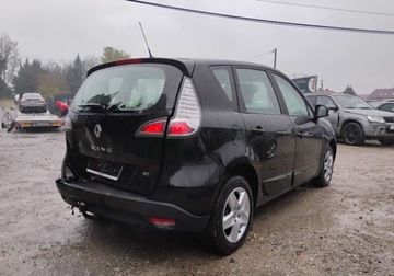 Renault Scenic III Van Facelifting 1.5 dCi FAP 110KM 2013 Renault Scenic 112013r, 1.5 DCI. Lekko uszkodzony lewy tyl. Jezdzi. 1.5, zdjęcie 3