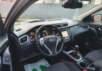 Nissan Qashqai II Crossover 1.2 DIG-T 115KM 2015 Nissan Qashqai Panorama Kamera 360 Hands Free GetHelp 1.2 Benzyna, zdjęcie 10
