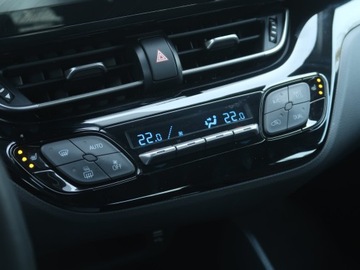 Toyota C-HR I Crossover Facelifting 1.8 Hybrid 122KM 2022 Toyota C-HR 1.8 Hybrid, Serwis ASO, Automat, zdjęcie 15