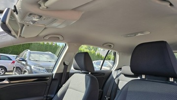 Volkswagen Golf VI Hatchback 5d 1.6 TDI-CR DPF 105KM 2009 Volkswagen Golf 2xPDC, AC auto, zdjęcie 18