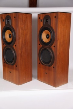 Колонки Bowers & Wilkins dm 2000